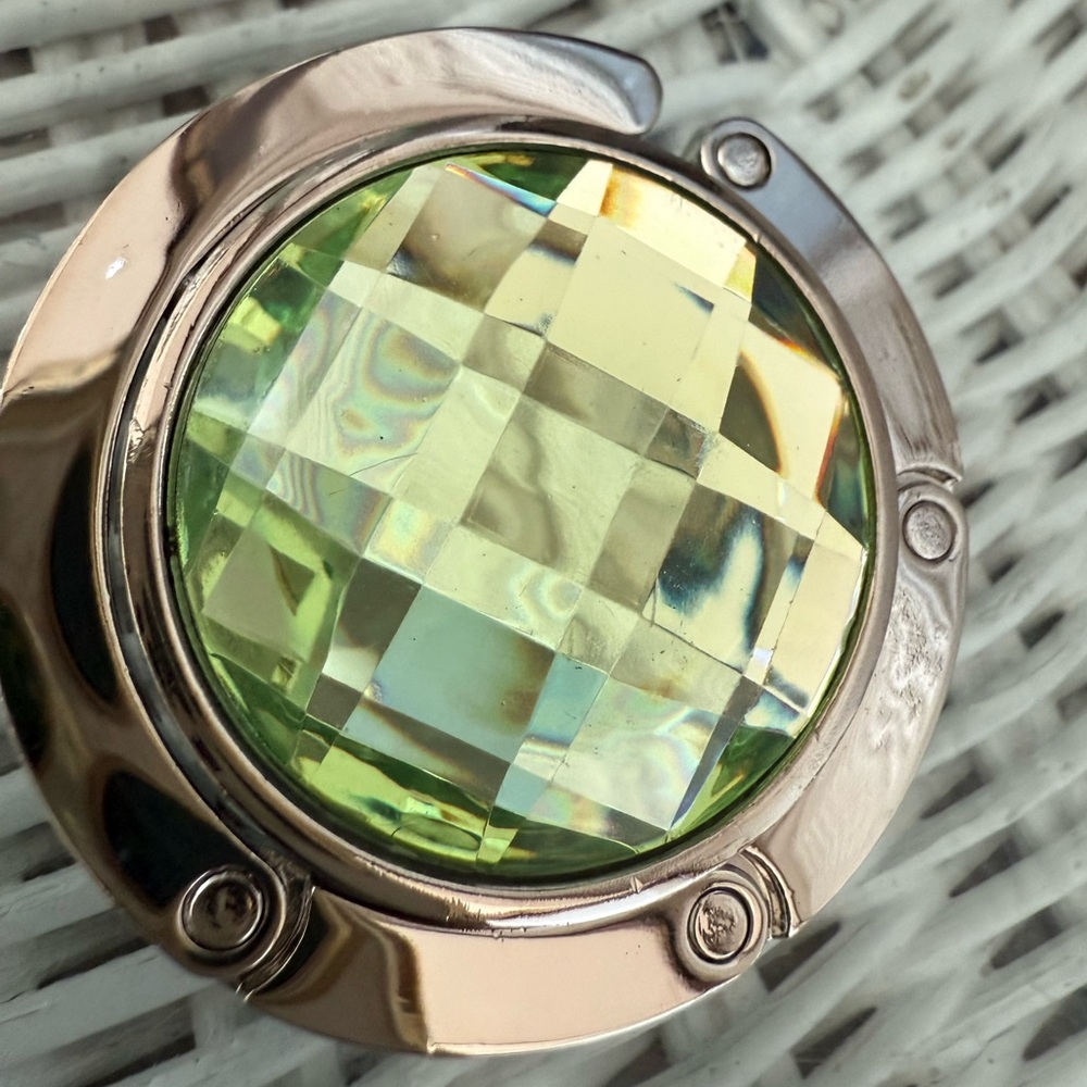 Light green and Silver-tone Purse Hook